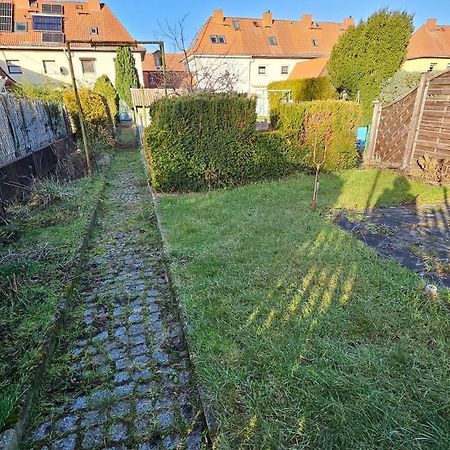 Haus Mit Garten Halle  Ngoại thất bức ảnh